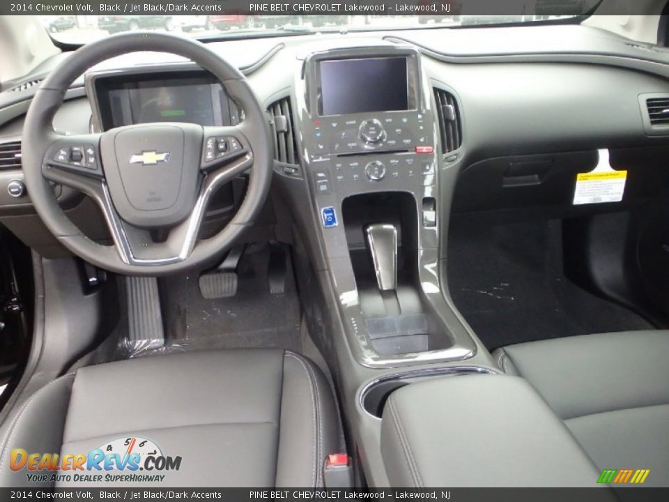Dashboard of 2014 Chevrolet Volt  Photo #4