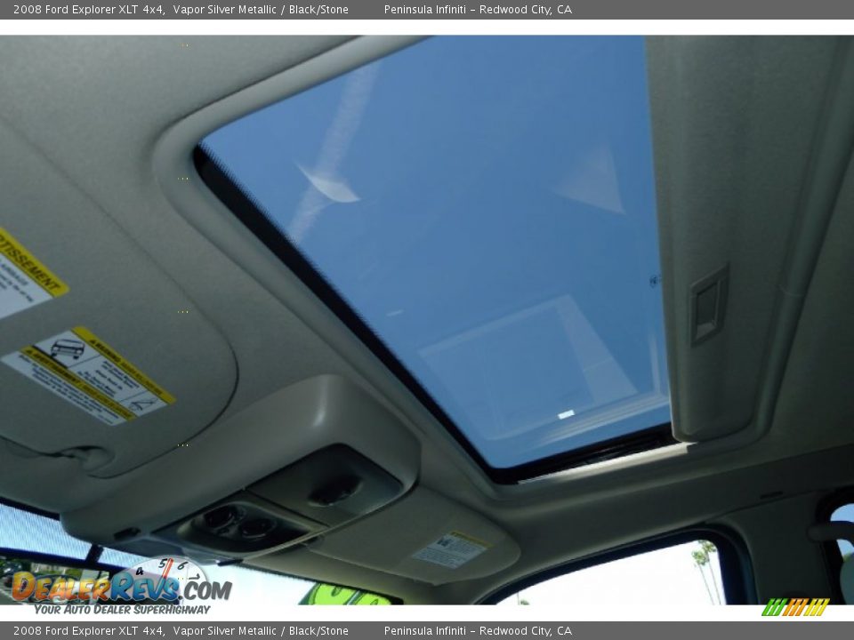 2008 Ford Explorer XLT 4x4 Vapor Silver Metallic / Black/Stone Photo #4