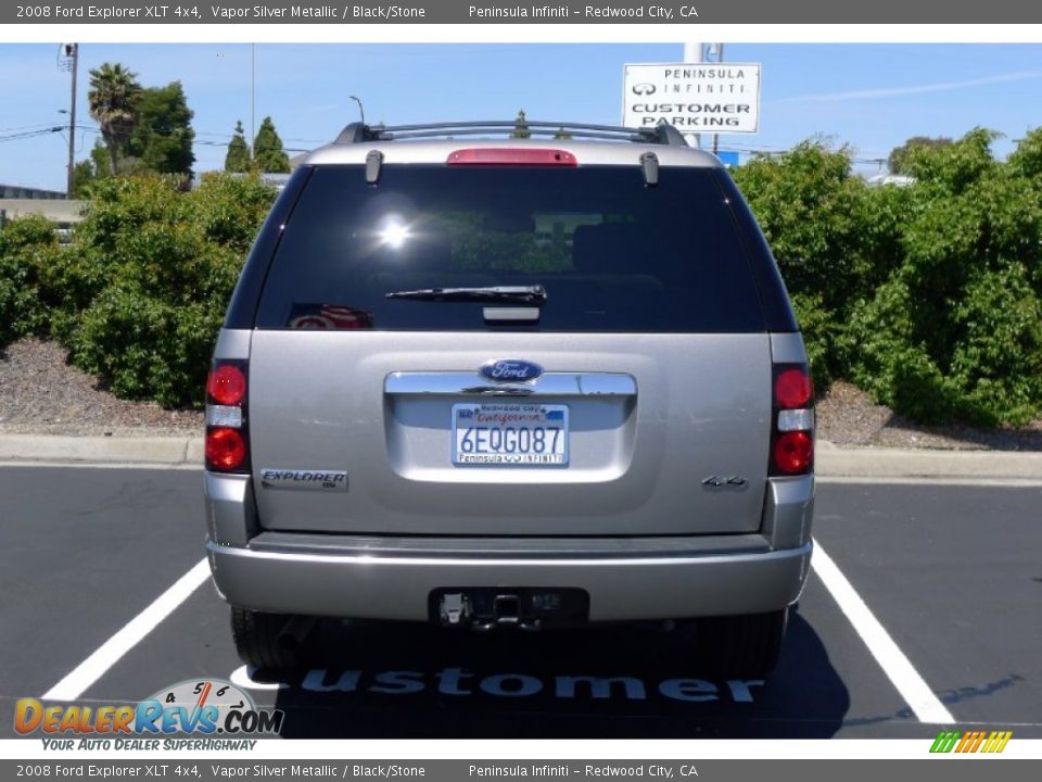 2008 Ford Explorer XLT 4x4 Vapor Silver Metallic / Black/Stone Photo #10