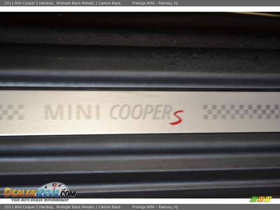 2011 Mini Cooper S Hardtop Midnight Black Metallic / Carbon Black Photo #8