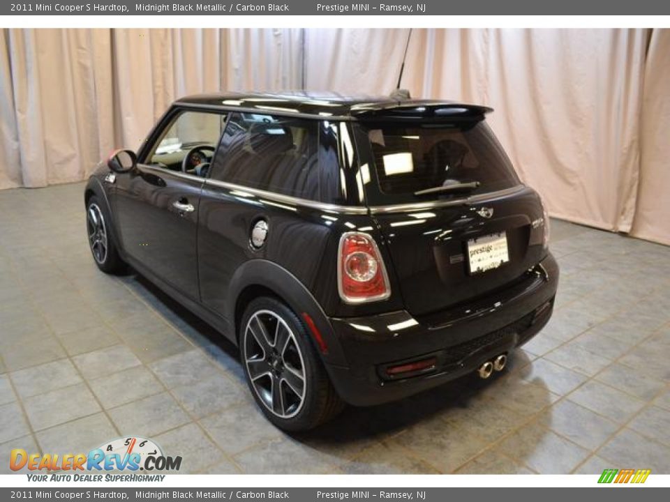 2011 Mini Cooper S Hardtop Midnight Black Metallic / Carbon Black Photo #19