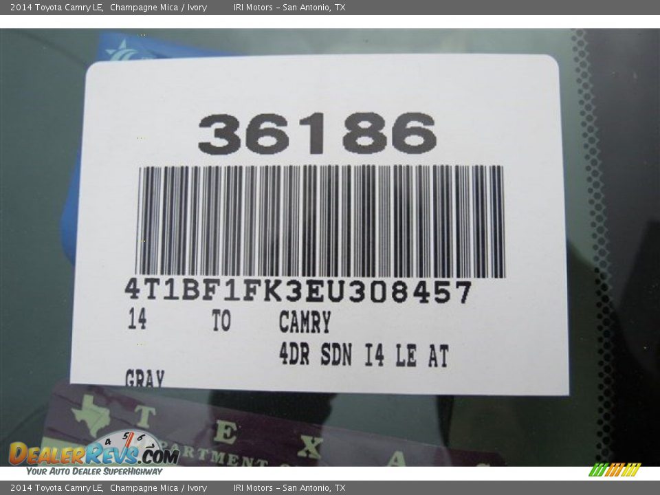 2014 Toyota Camry LE Champagne Mica / Ivory Photo #18