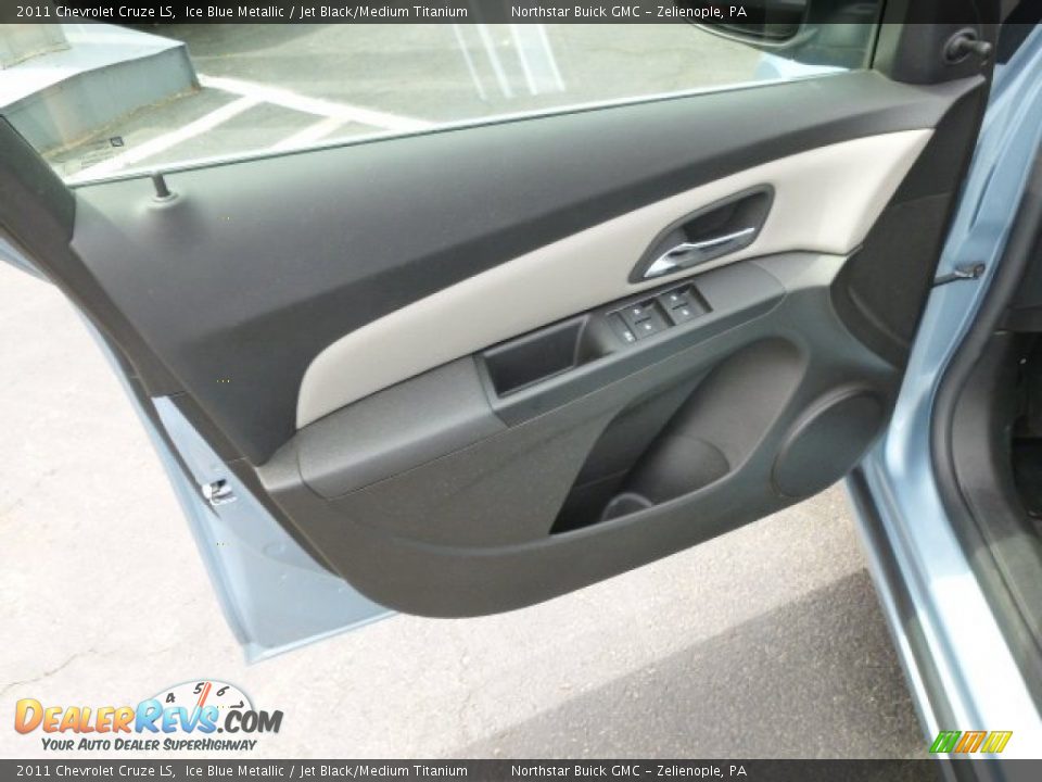 2011 Chevrolet Cruze LS Ice Blue Metallic / Jet Black/Medium Titanium Photo #11