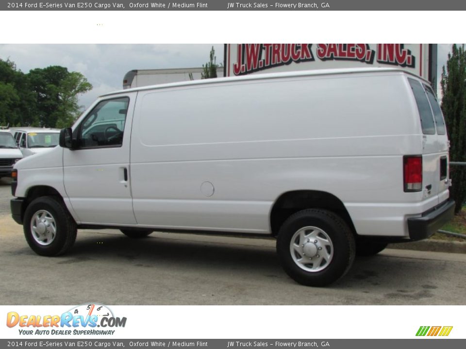 2014 Ford E-Series Van E250 Cargo Van Oxford White / Medium Flint Photo #5