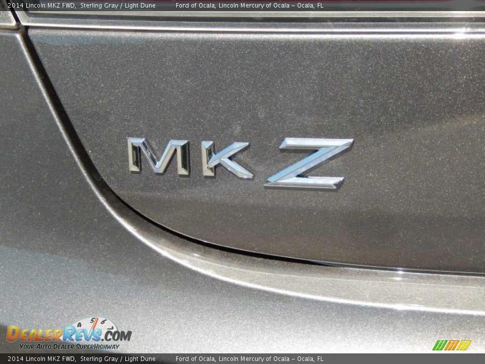 2014 Lincoln MKZ FWD Logo Photo #4