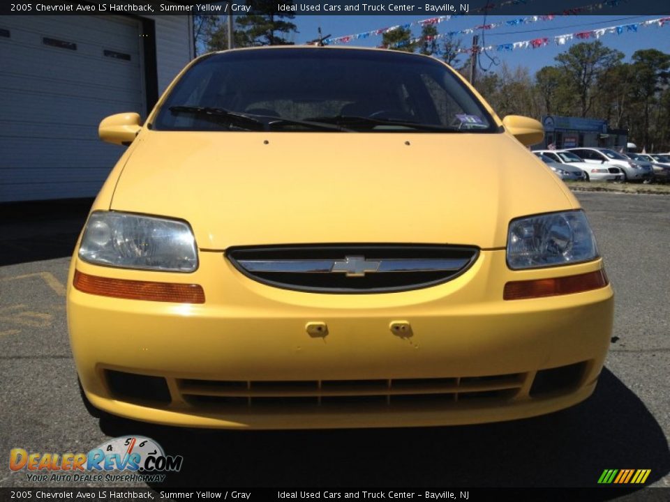 2005 Chevrolet Aveo LS Hatchback Summer Yellow / Gray Photo #4