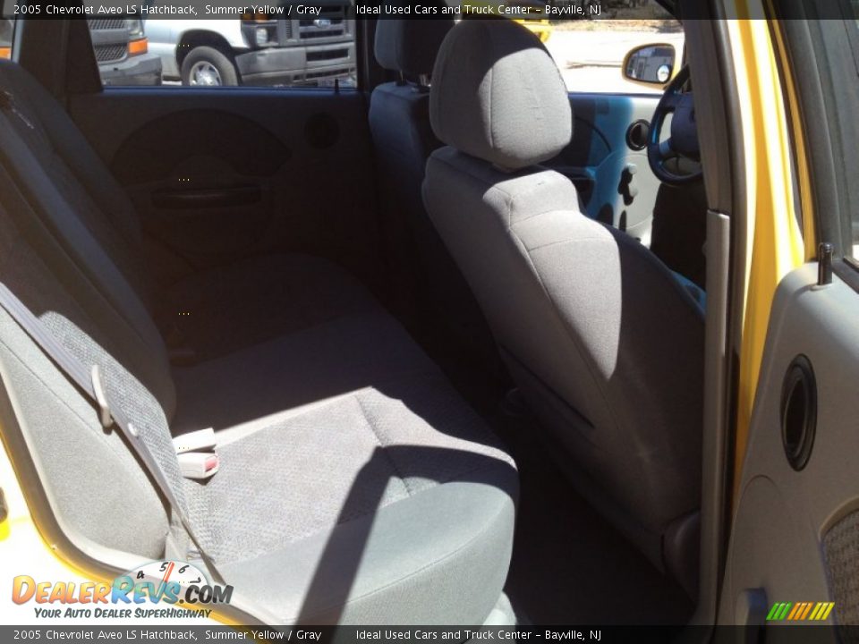 2005 Chevrolet Aveo LS Hatchback Summer Yellow / Gray Photo #13