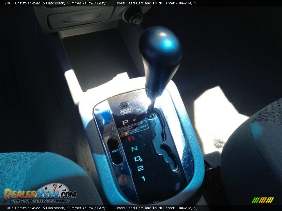 2005 Chevrolet Aveo LS Hatchback Summer Yellow / Gray Photo #27
