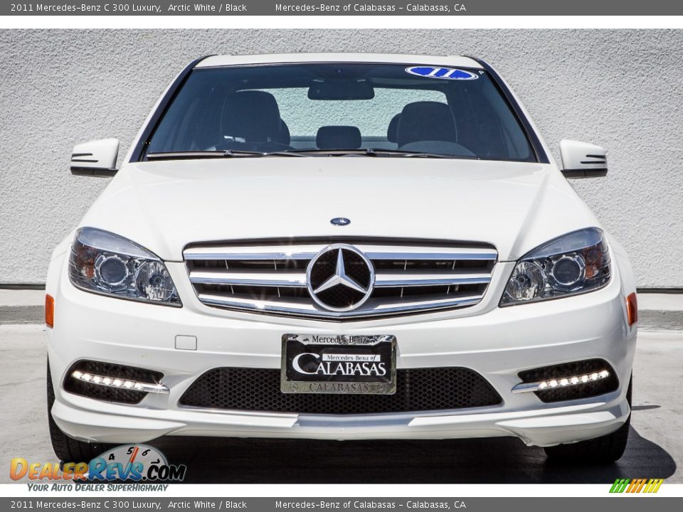 2011 Mercedes-Benz C 300 Luxury Arctic White / Black Photo #2