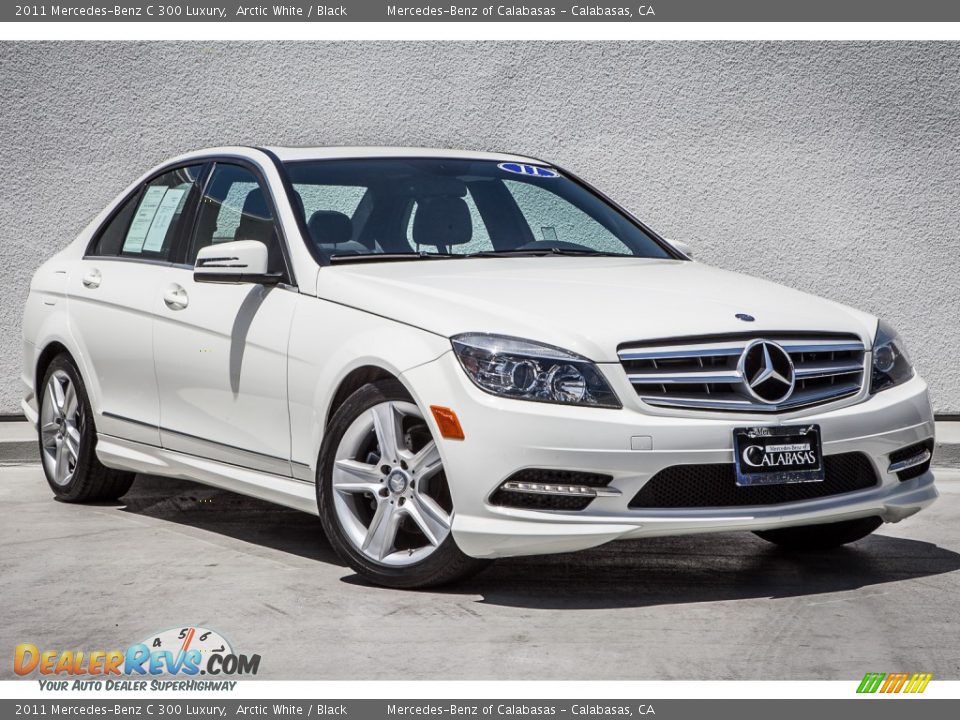 2011 Mercedes-Benz C 300 Luxury Arctic White / Black Photo #12
