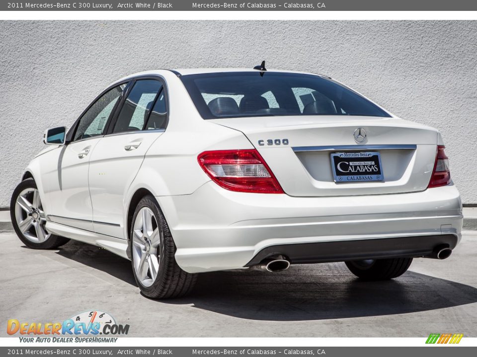 2011 Mercedes-Benz C 300 Luxury Arctic White / Black Photo #14