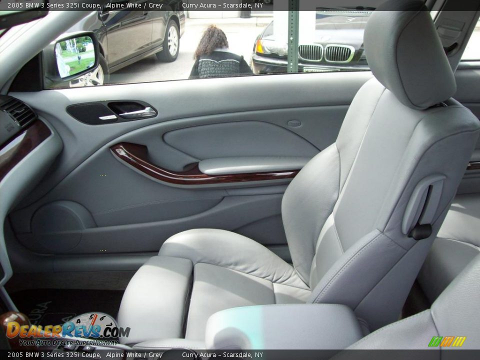 2005 BMW 3 Series 325i Coupe Alpine White / Grey Photo #9