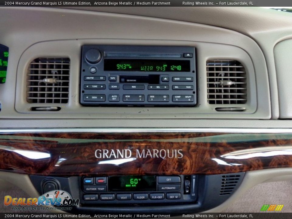 Controls of 2004 Mercury Grand Marquis LS Ultimate Edition Photo #24