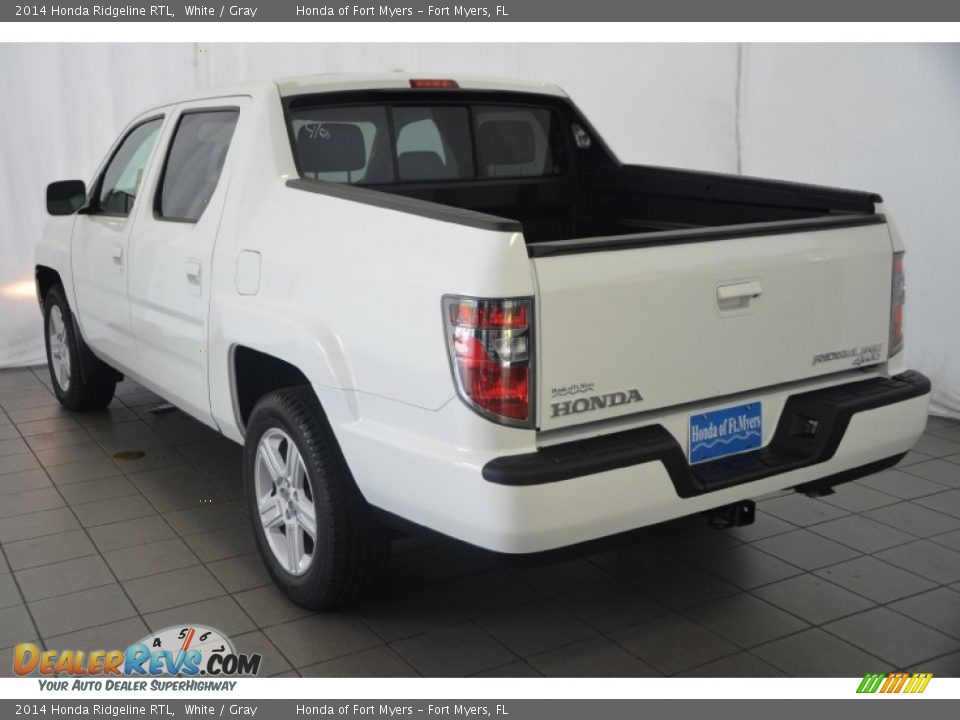 2014 Honda Ridgeline RTL White / Gray Photo #5