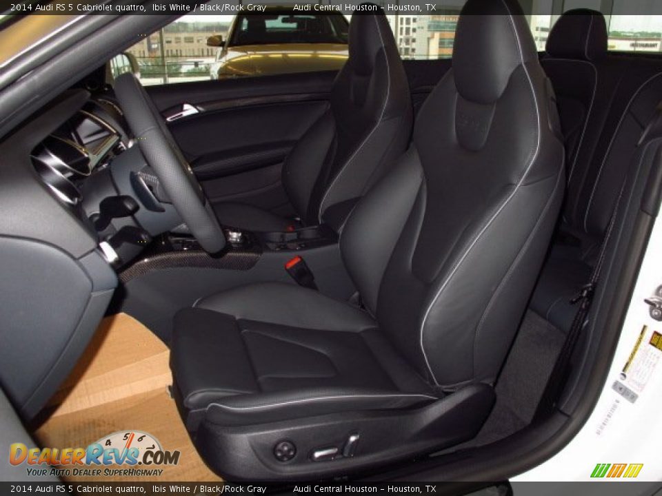 Front Seat of 2014 Audi RS 5 Cabriolet quattro Photo #11