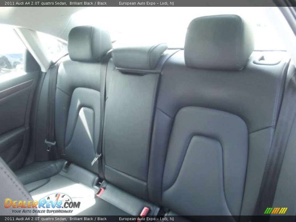 2011 Audi A4 2.0T quattro Sedan Brilliant Black / Black Photo #12