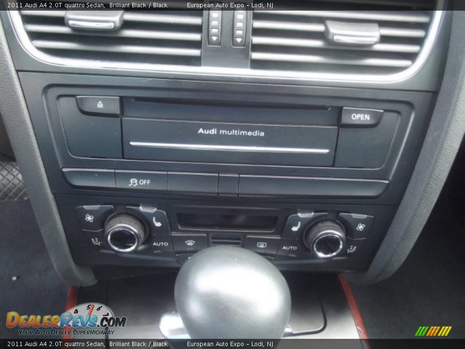 2011 Audi A4 2.0T quattro Sedan Brilliant Black / Black Photo #32