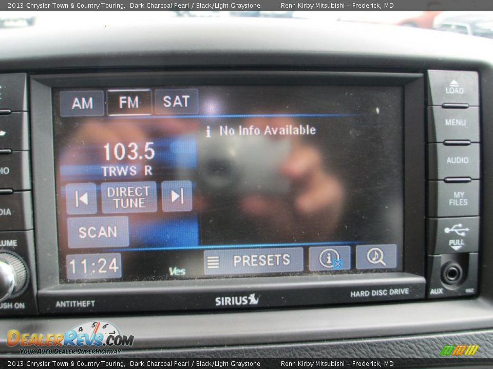 2013 Chrysler Town & Country Touring Dark Charcoal Pearl / Black/Light Graystone Photo #24