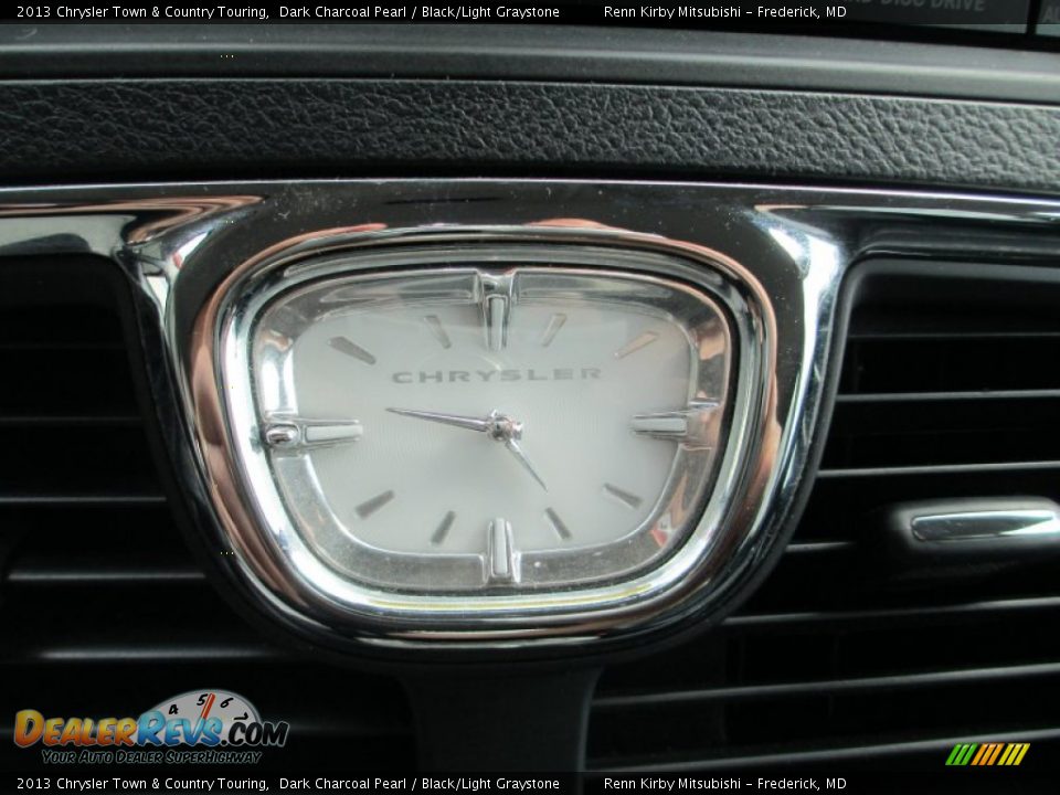 2013 Chrysler Town & Country Touring Dark Charcoal Pearl / Black/Light Graystone Photo #28
