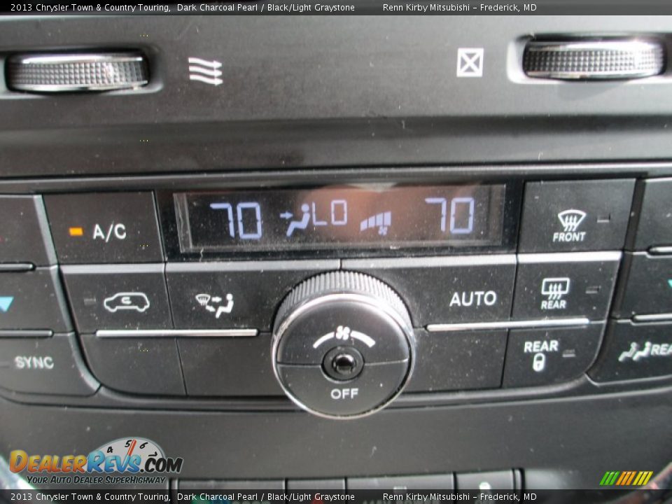 2013 Chrysler Town & Country Touring Dark Charcoal Pearl / Black/Light Graystone Photo #29
