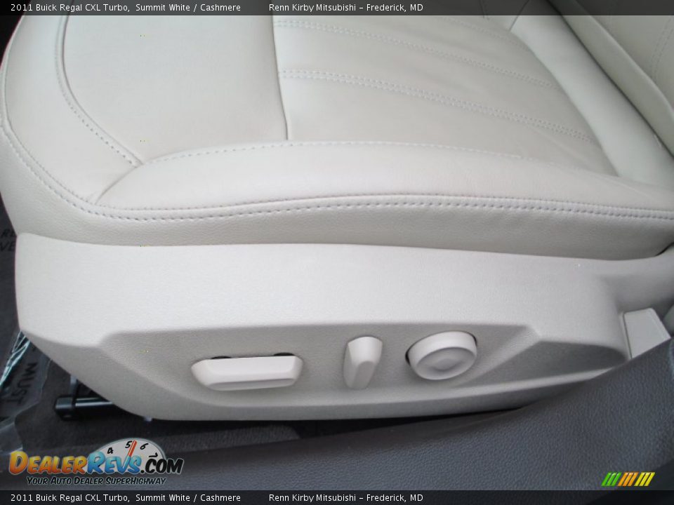 2011 Buick Regal CXL Turbo Summit White / Cashmere Photo #17
