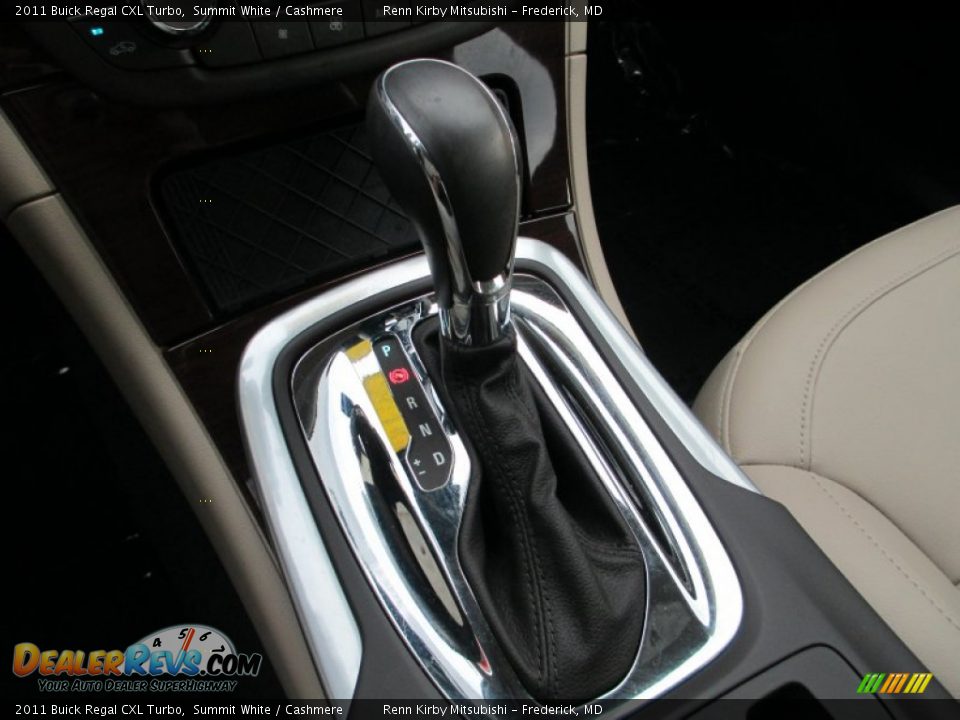 2011 Buick Regal CXL Turbo Summit White / Cashmere Photo #33