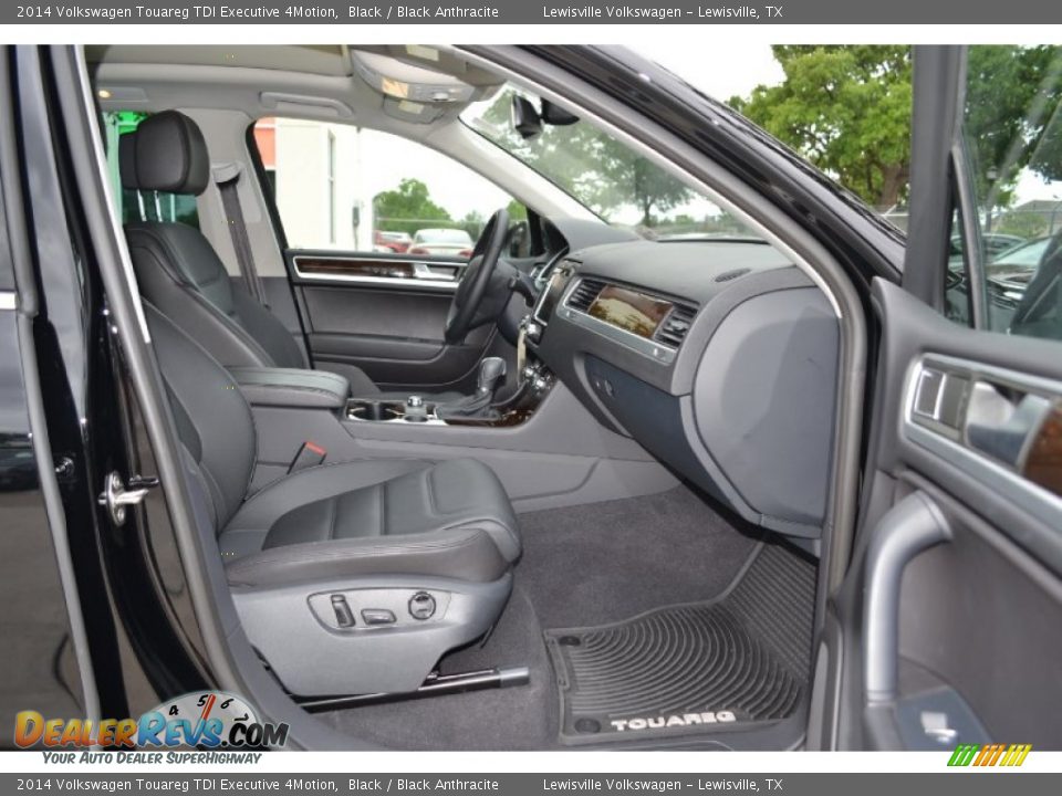 2014 Volkswagen Touareg TDI Executive 4Motion Black / Black Anthracite Photo #10