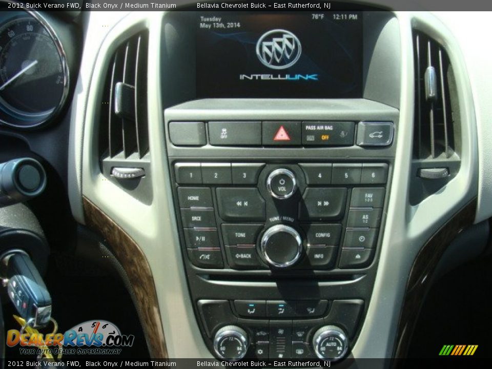 2012 Buick Verano FWD Black Onyx / Medium Titanium Photo #11