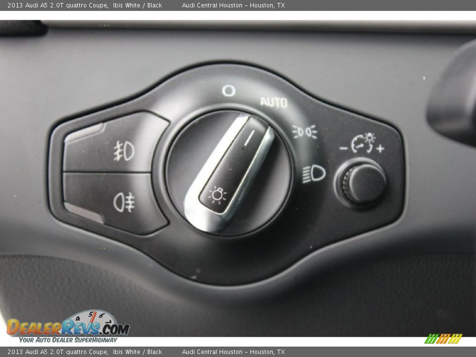 2013 Audi A5 2.0T quattro Coupe Ibis White / Black Photo #32