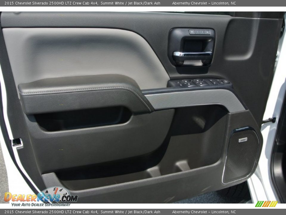 2015 Chevrolet Silverado 2500HD LTZ Crew Cab 4x4 Summit White / Jet Black/Dark Ash Photo #9
