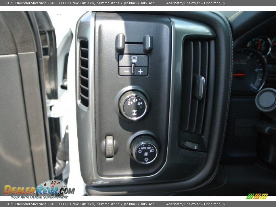 2015 Chevrolet Silverado 2500HD LTZ Crew Cab 4x4 Summit White / Jet Black/Dark Ash Photo #10