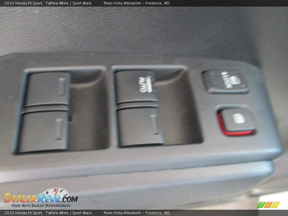 2010 Honda Fit Sport Taffeta White / Sport Black Photo #12