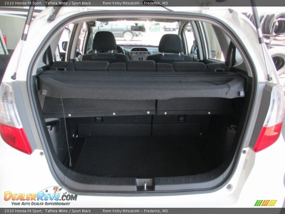 2010 Honda Fit Sport Taffeta White / Sport Black Photo #27
