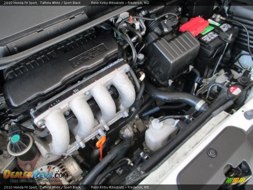 2010 Honda Fit Sport Taffeta White / Sport Black Photo #31