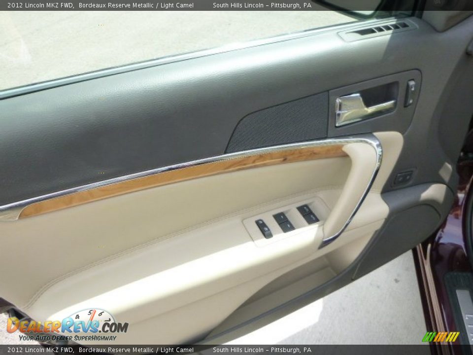 2012 Lincoln MKZ FWD Bordeaux Reserve Metallic / Light Camel Photo #20