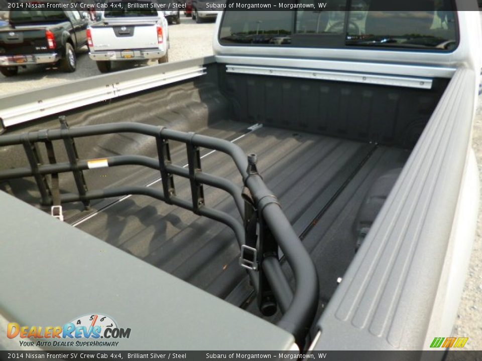 2014 Nissan Frontier SV Crew Cab 4x4 Brilliant Silver / Steel Photo #12
