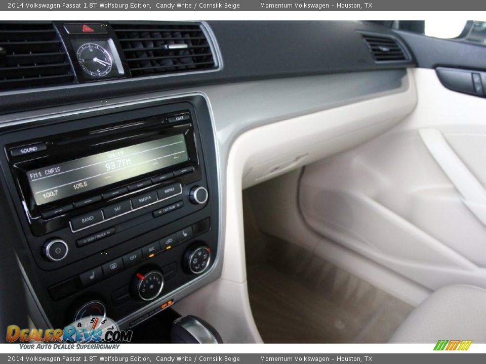 2014 Volkswagen Passat 1.8T Wolfsburg Edition Candy White / Cornsilk Beige Photo #17