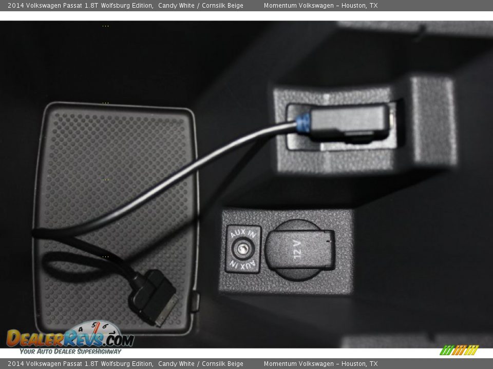 2014 Volkswagen Passat 1.8T Wolfsburg Edition Candy White / Cornsilk Beige Photo #24