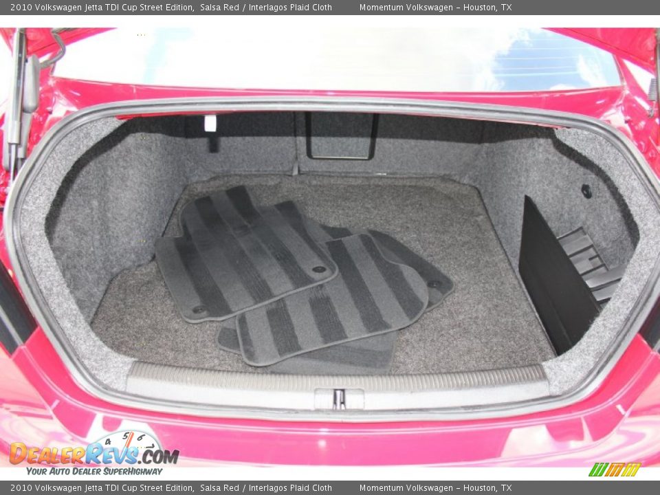 2010 Volkswagen Jetta TDI Cup Street Edition Trunk Photo #32