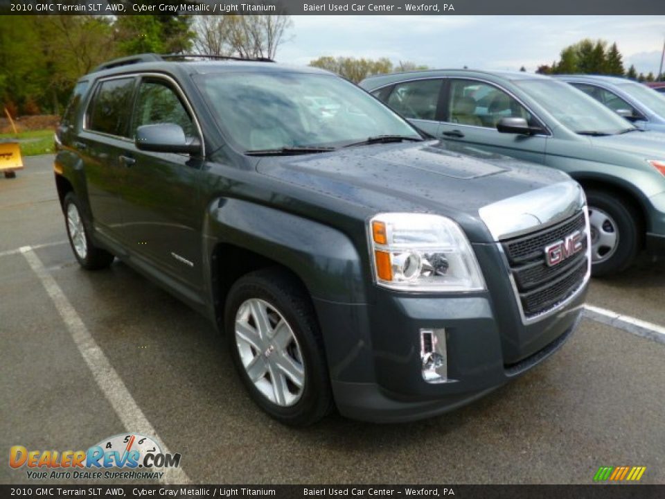 Front 3/4 View of 2010 GMC Terrain SLT AWD Photo #1