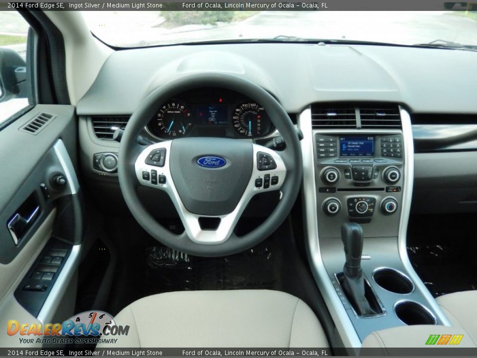 Dashboard of 2014 Ford Edge SE Photo #8