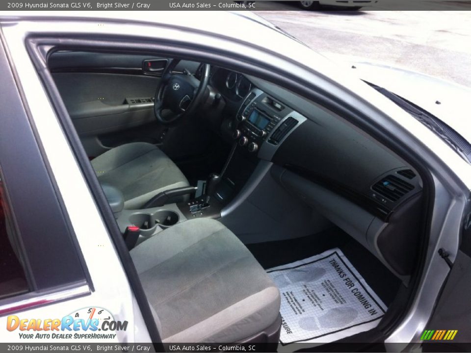 2009 Hyundai Sonata GLS V6 Bright Silver / Gray Photo #20