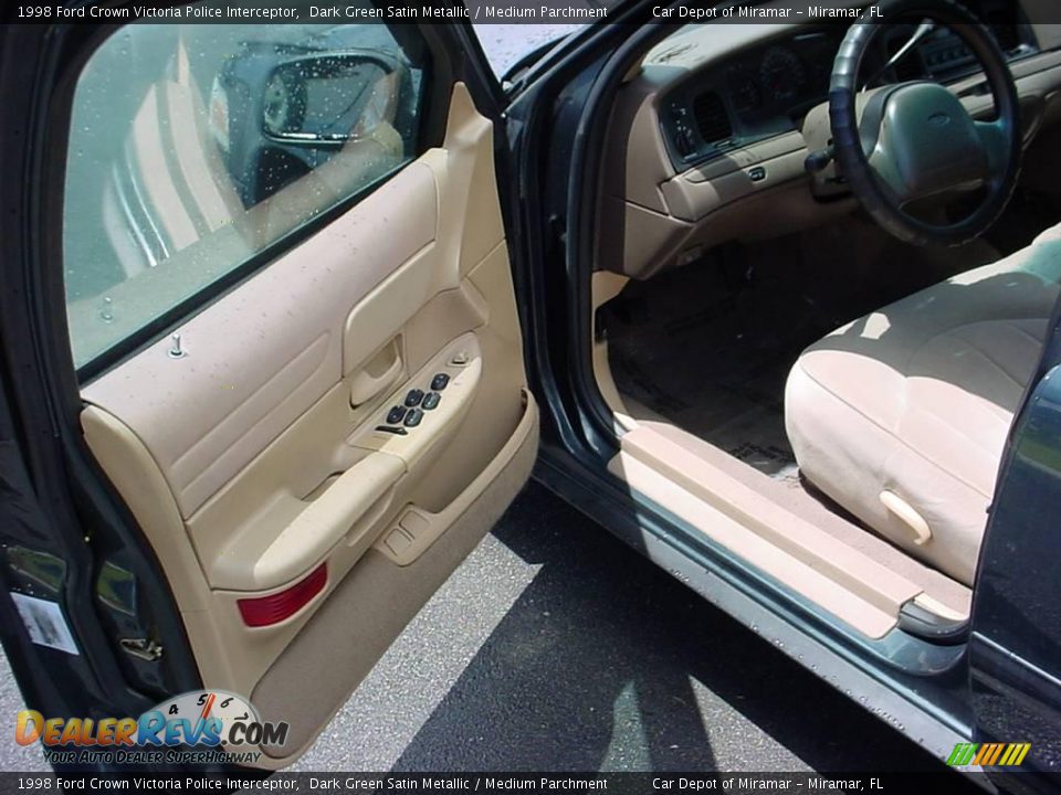 1998 Ford Crown Victoria Police Interceptor Dark Green Satin Metallic / Medium Parchment Photo #9