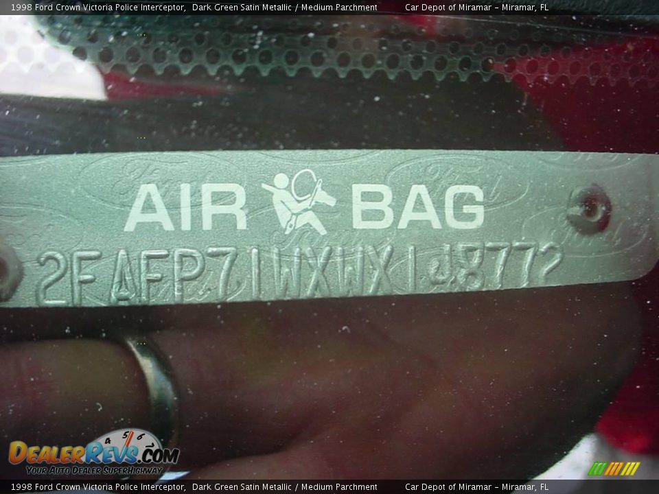 1998 Ford Crown Victoria Police Interceptor Dark Green Satin Metallic / Medium Parchment Photo #17