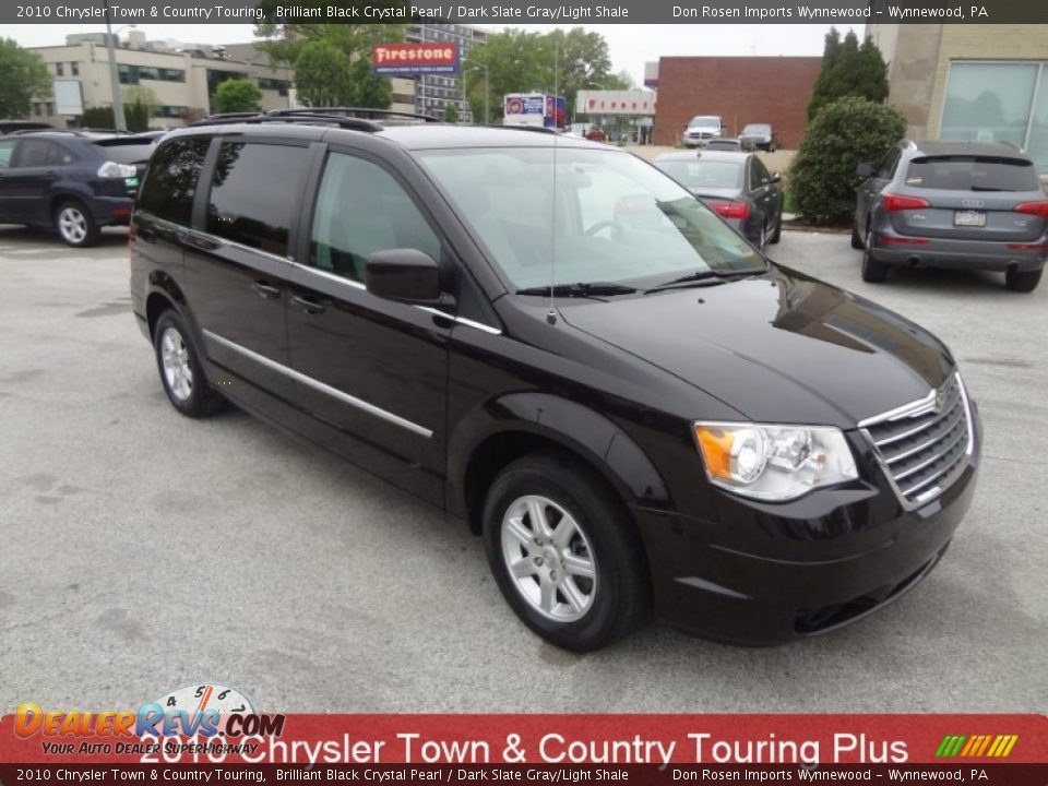 2010 Chrysler Town & Country Touring Brilliant Black Crystal Pearl / Dark Slate Gray/Light Shale Photo #1