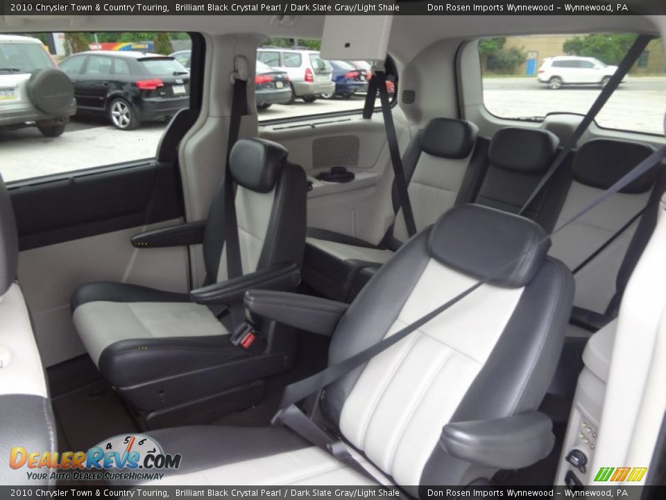 2010 Chrysler Town & Country Touring Brilliant Black Crystal Pearl / Dark Slate Gray/Light Shale Photo #12