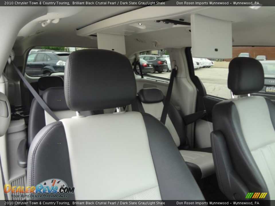 2010 Chrysler Town & Country Touring Brilliant Black Crystal Pearl / Dark Slate Gray/Light Shale Photo #14