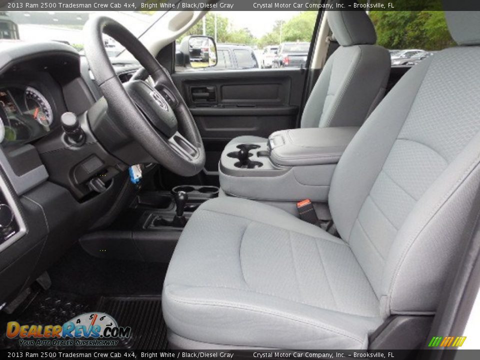 2013 Ram 2500 Tradesman Crew Cab 4x4 Bright White / Black/Diesel Gray Photo #4