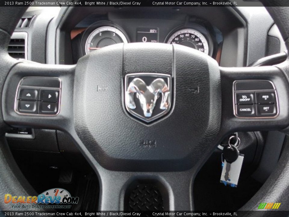 2013 Ram 2500 Tradesman Crew Cab 4x4 Bright White / Black/Diesel Gray Photo #22