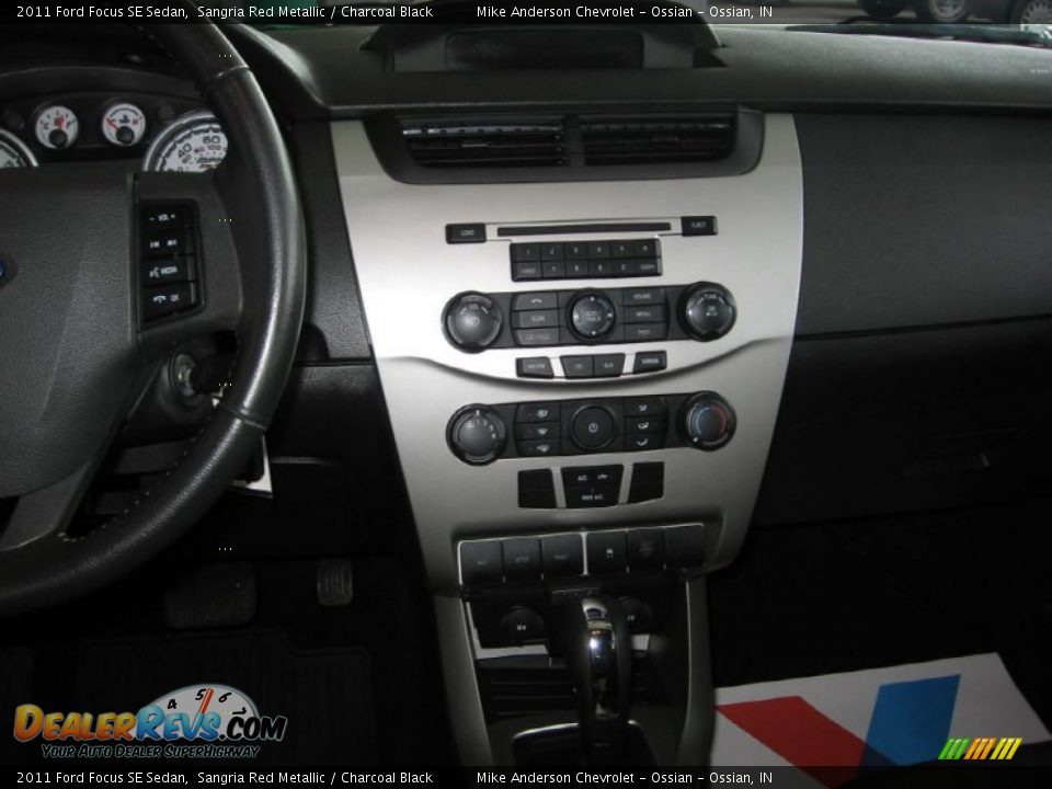 2011 Ford Focus SE Sedan Sangria Red Metallic / Charcoal Black Photo #5